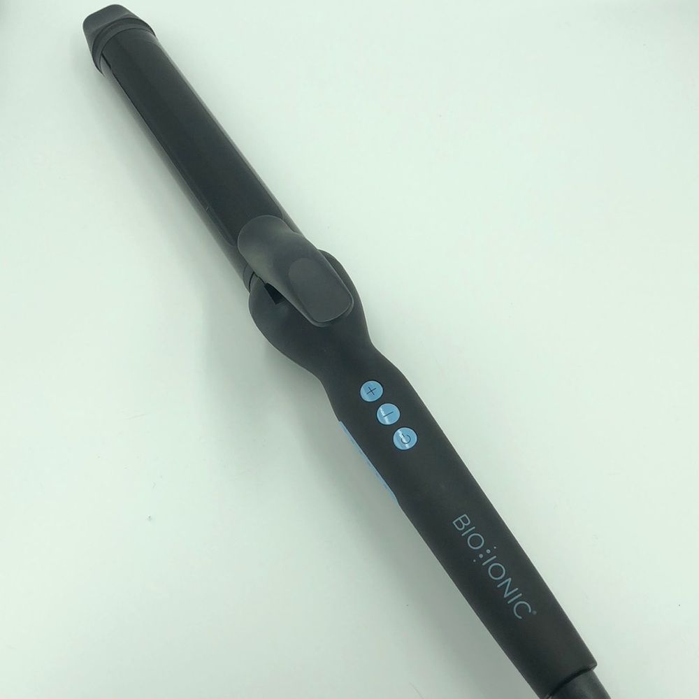 Bio Ionic Long Barrel 1.25 in. curling iron